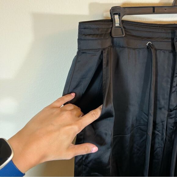Sanctuary Eve Satin Cargo Pants Womens Size 31 Black NWT - Picture 9 of 14